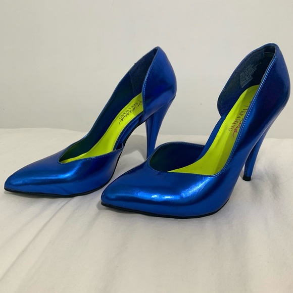 Princess VERA WANG Blue Pump Heels - Picture 3 of 9